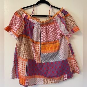 Easel Off-the-Shoulder Blouse